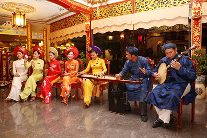 1D_HUE IMPERIAL CITY TOUR