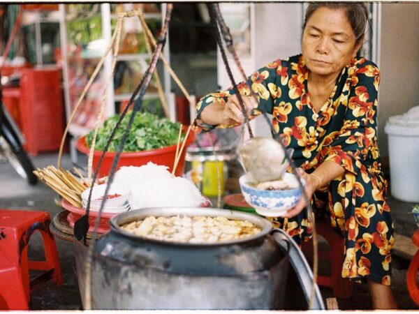 1D_HUE CRAFT VILLAGE AND STREET FOOD